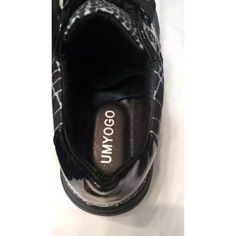 UMYOGO Women’s Sneakers – Black & White Pattern – Size 7.5